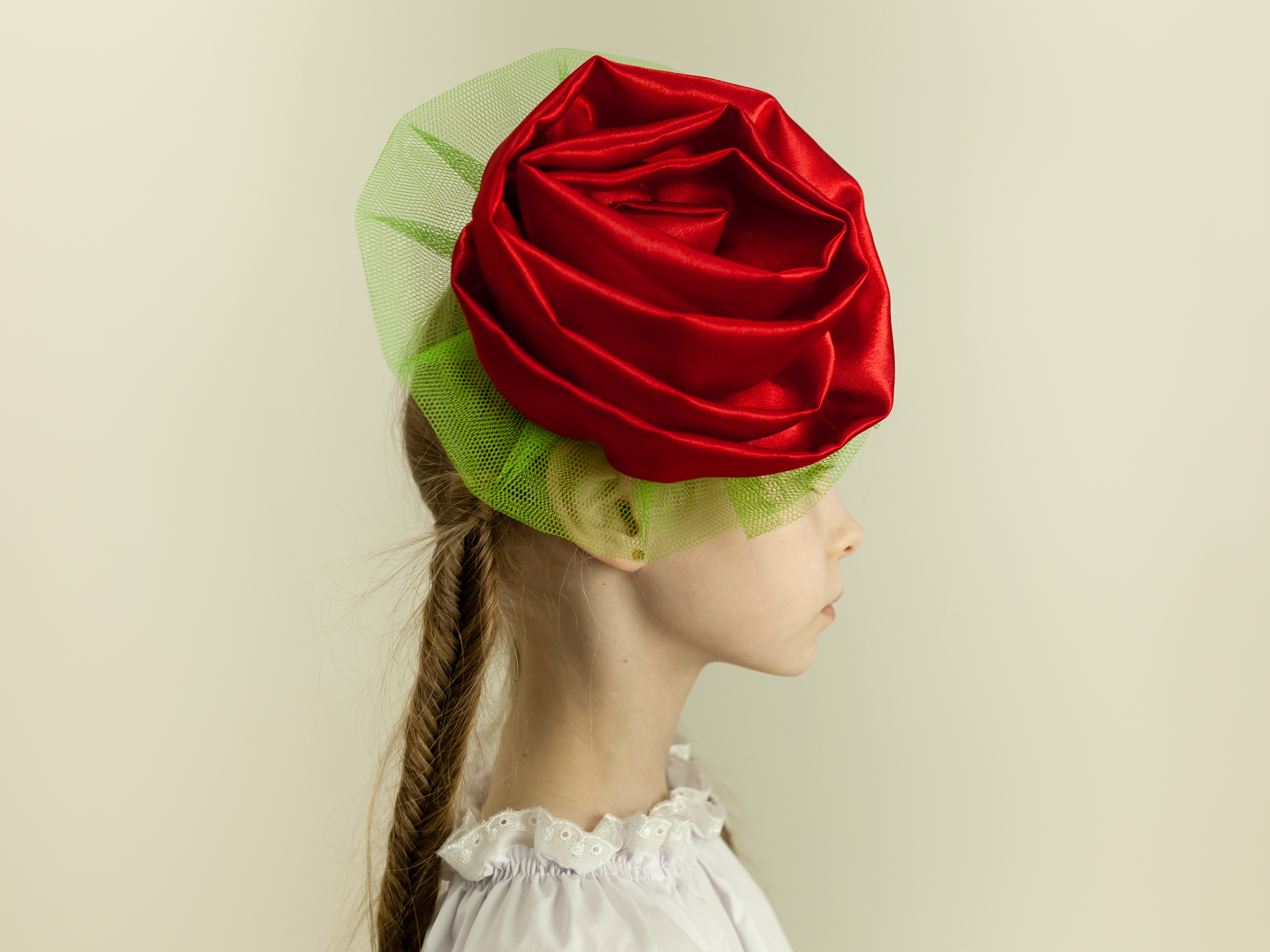 Цветок – головной убор (роза)