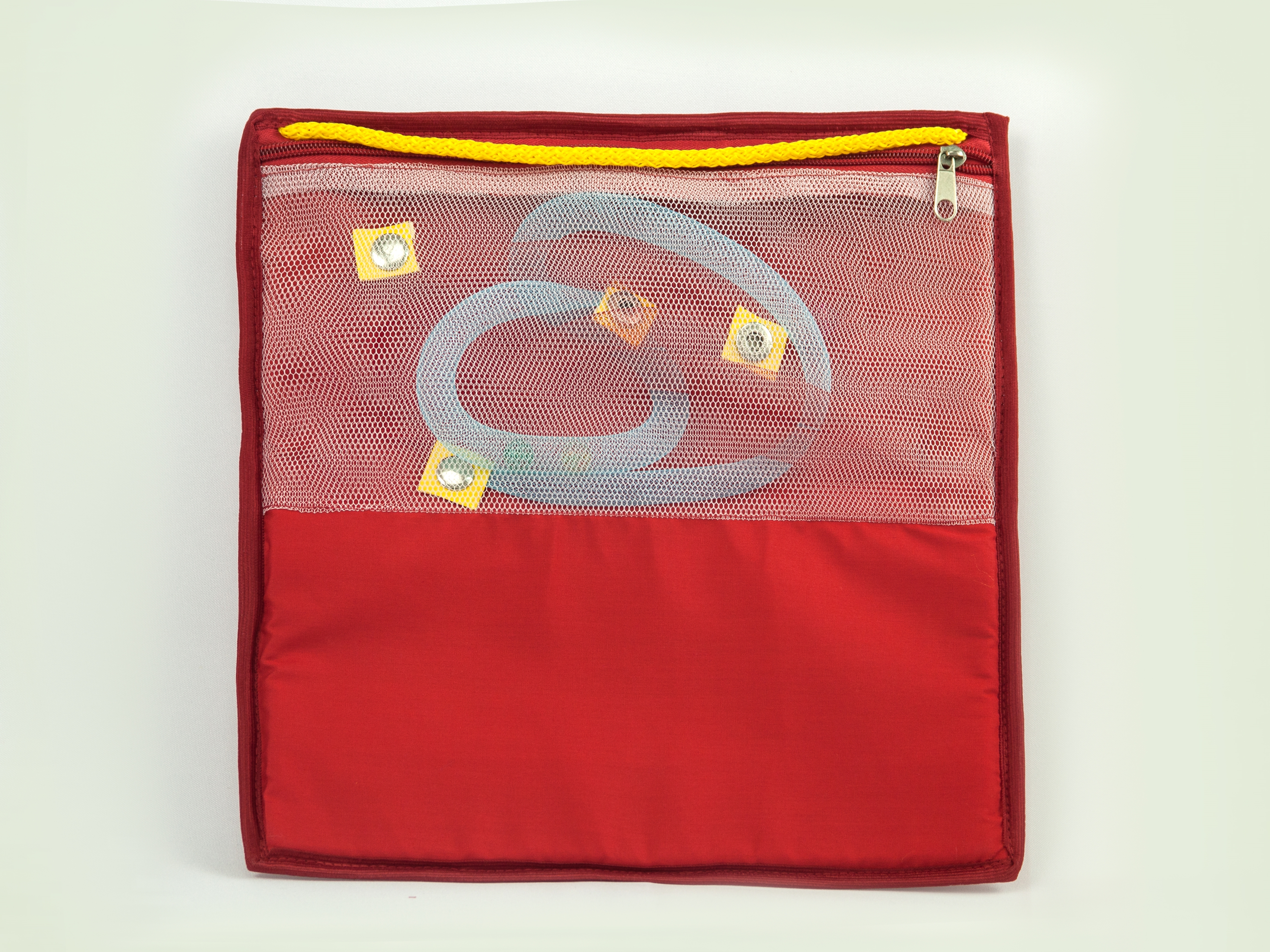 Красный квадрат Лабиринт