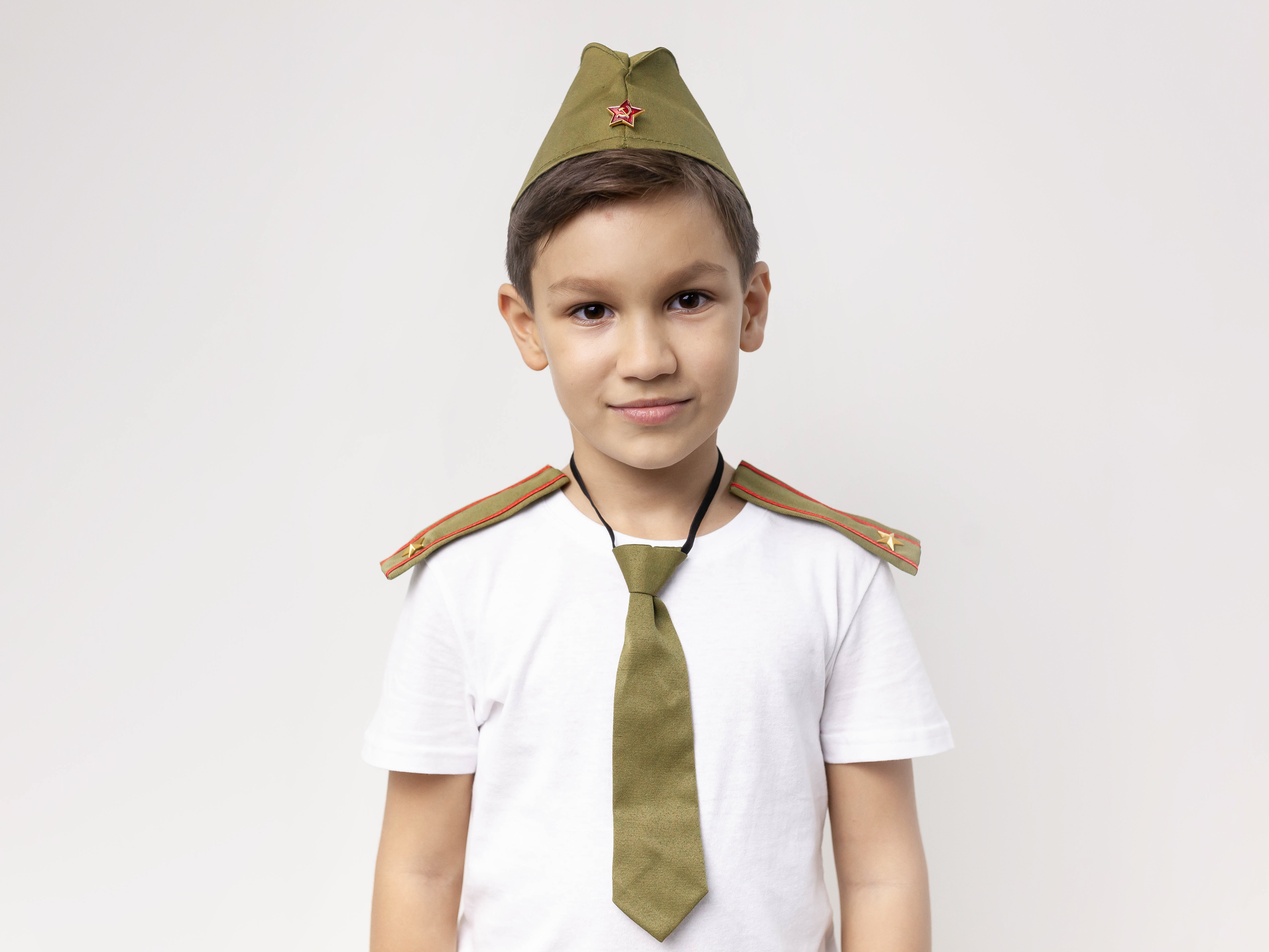 Погоны (2 штуки) со звездой из желтого металла