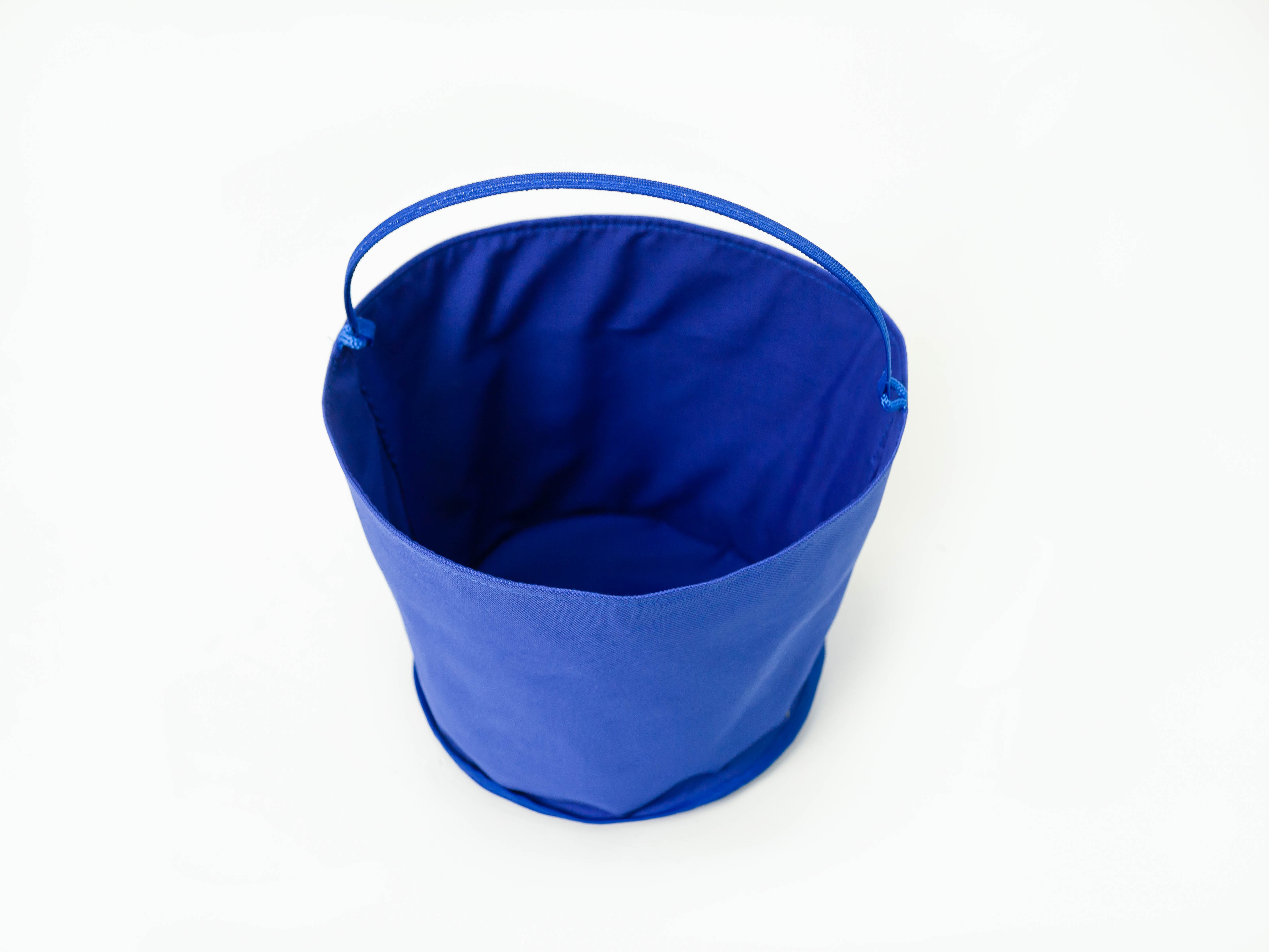 Пруд с рыбками