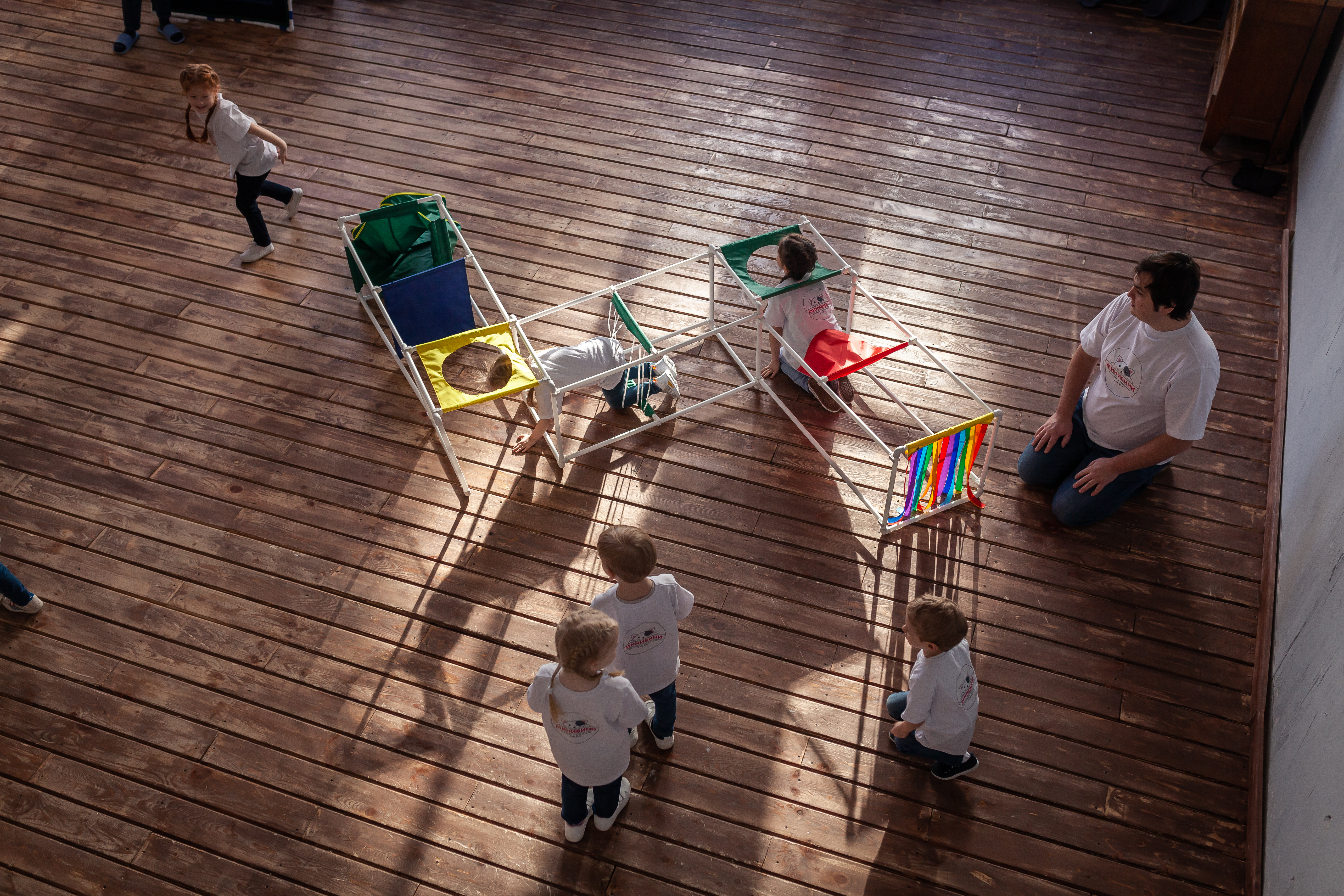 Лабиринт.Трансформируемый напольный комплекс для подлезания, перелезания, перешагивания