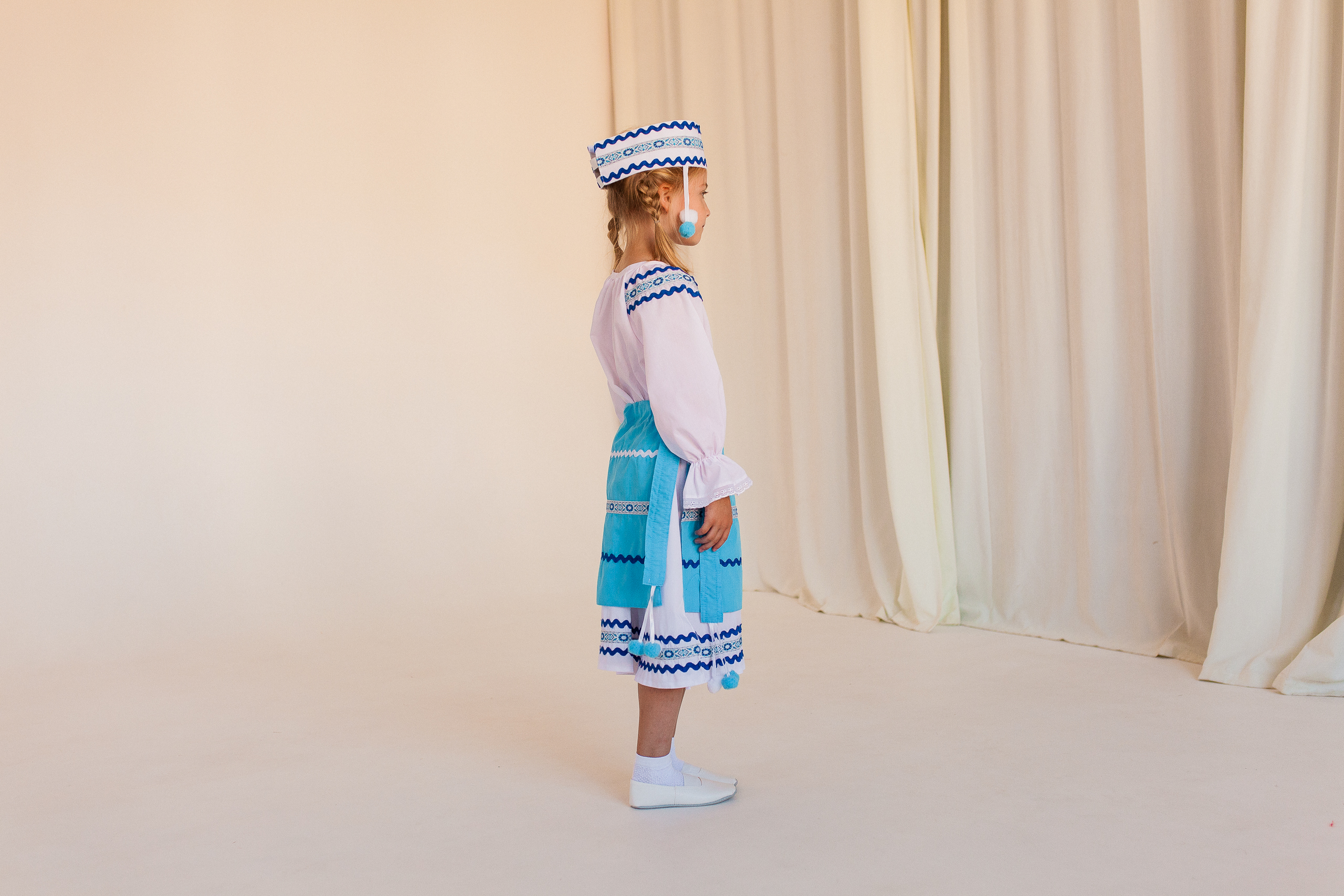 Белорусский народный костюм (девочка) (платье + фартук + головной убор)