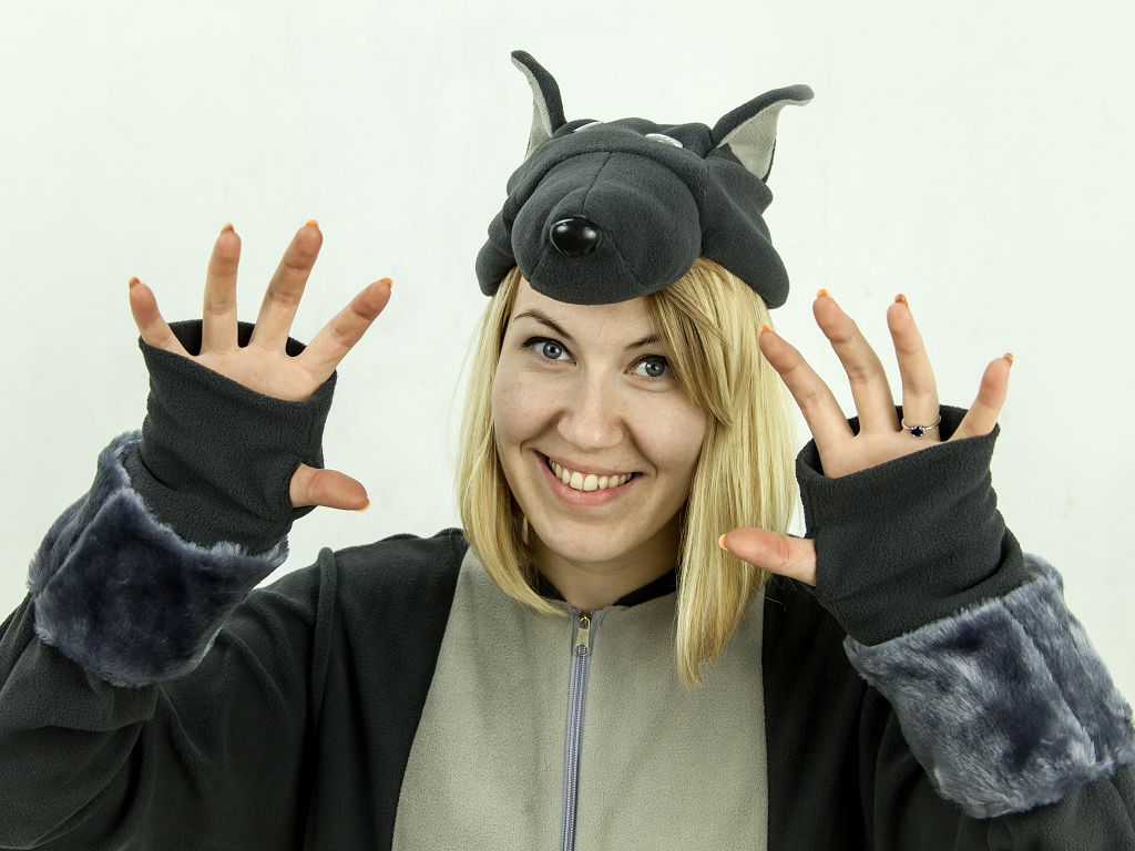 Волк (комбинезон + шапочка)