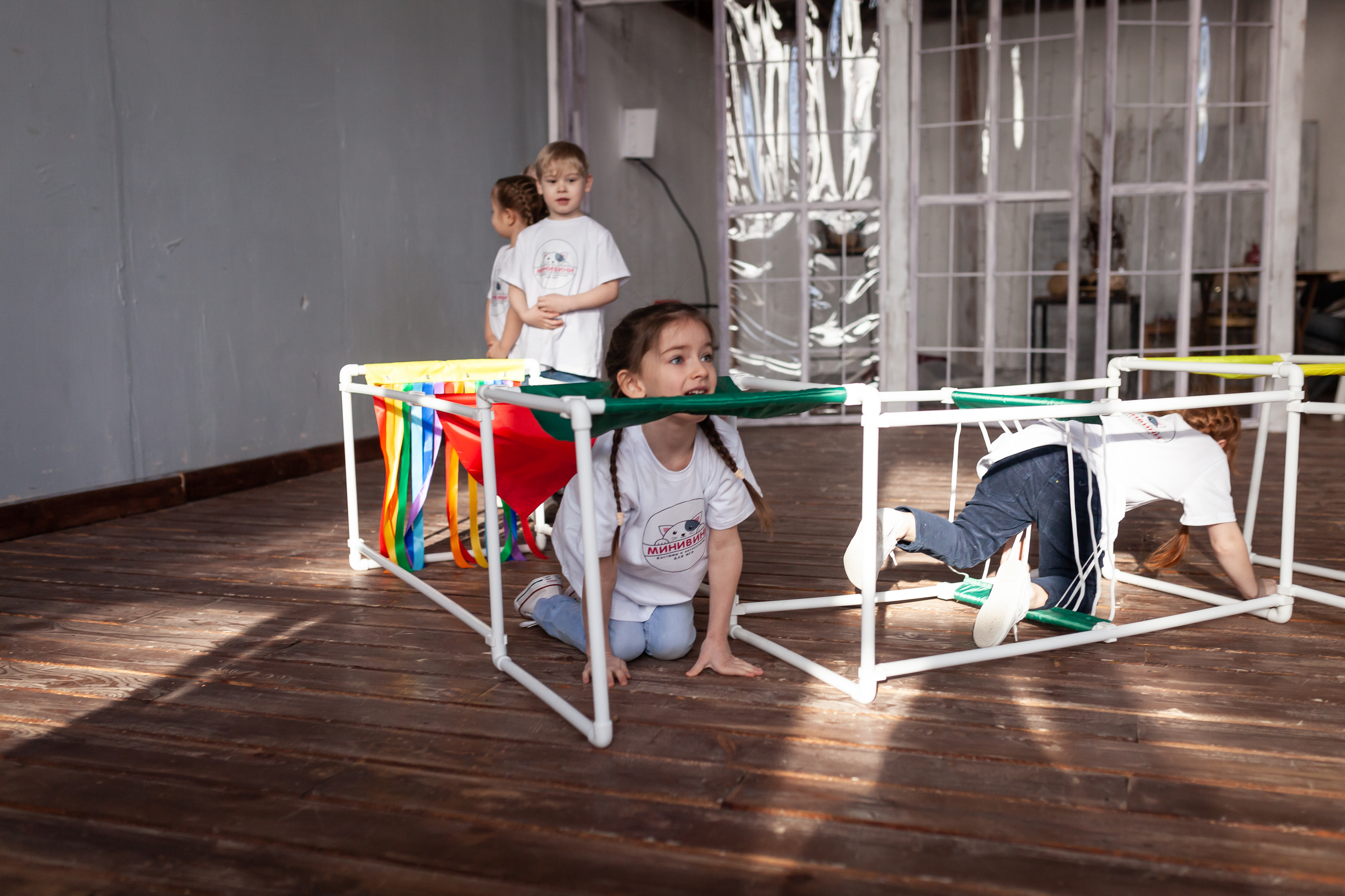 Лабиринт.Трансформируемый напольный комплекс для подлезания, перелезания, перешагивания