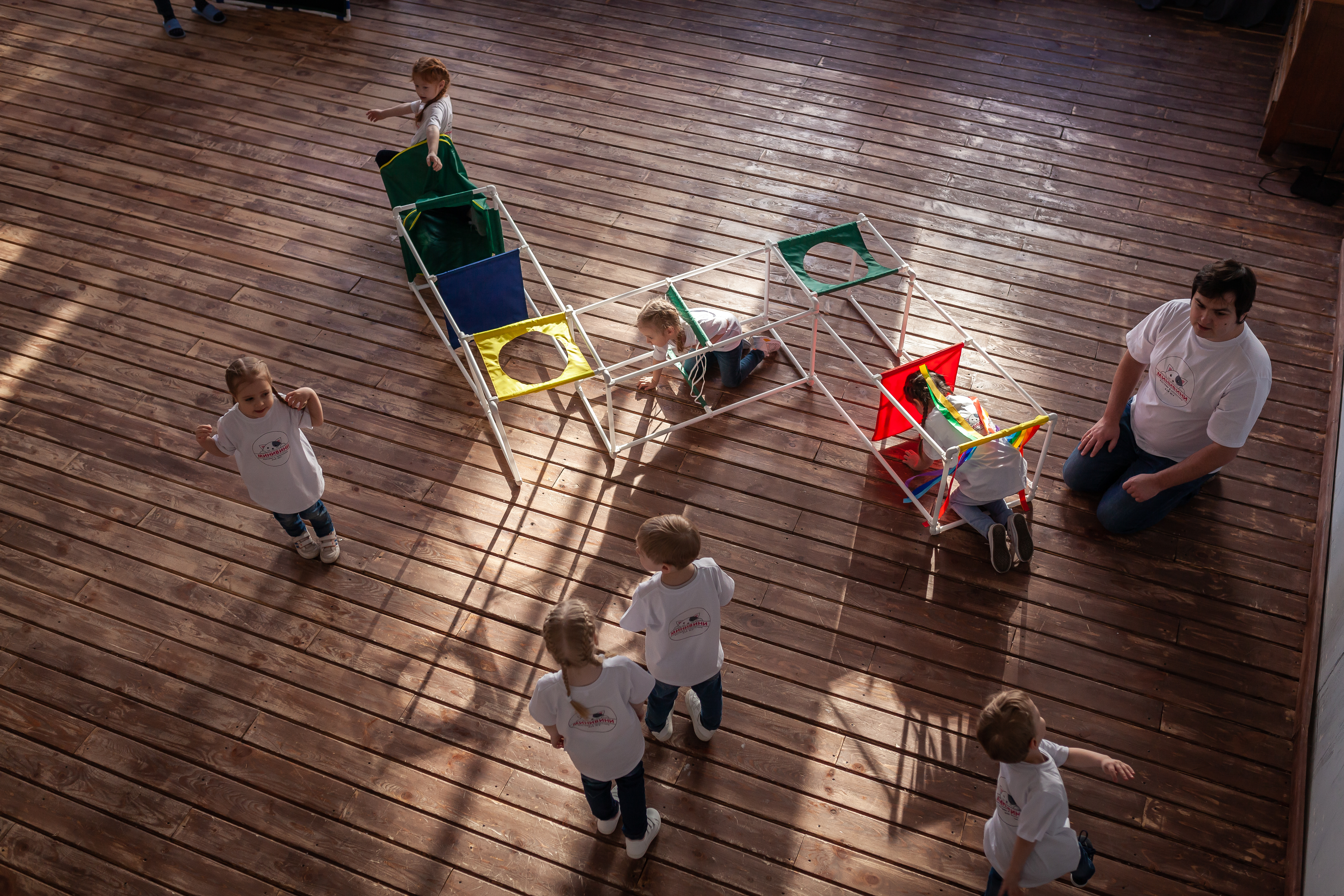 Лабиринт.Трансформируемый напольный комплекс для подлезания, перелезания, перешагивания