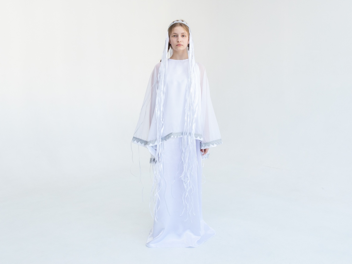 Зима (женский): платье + головной убор