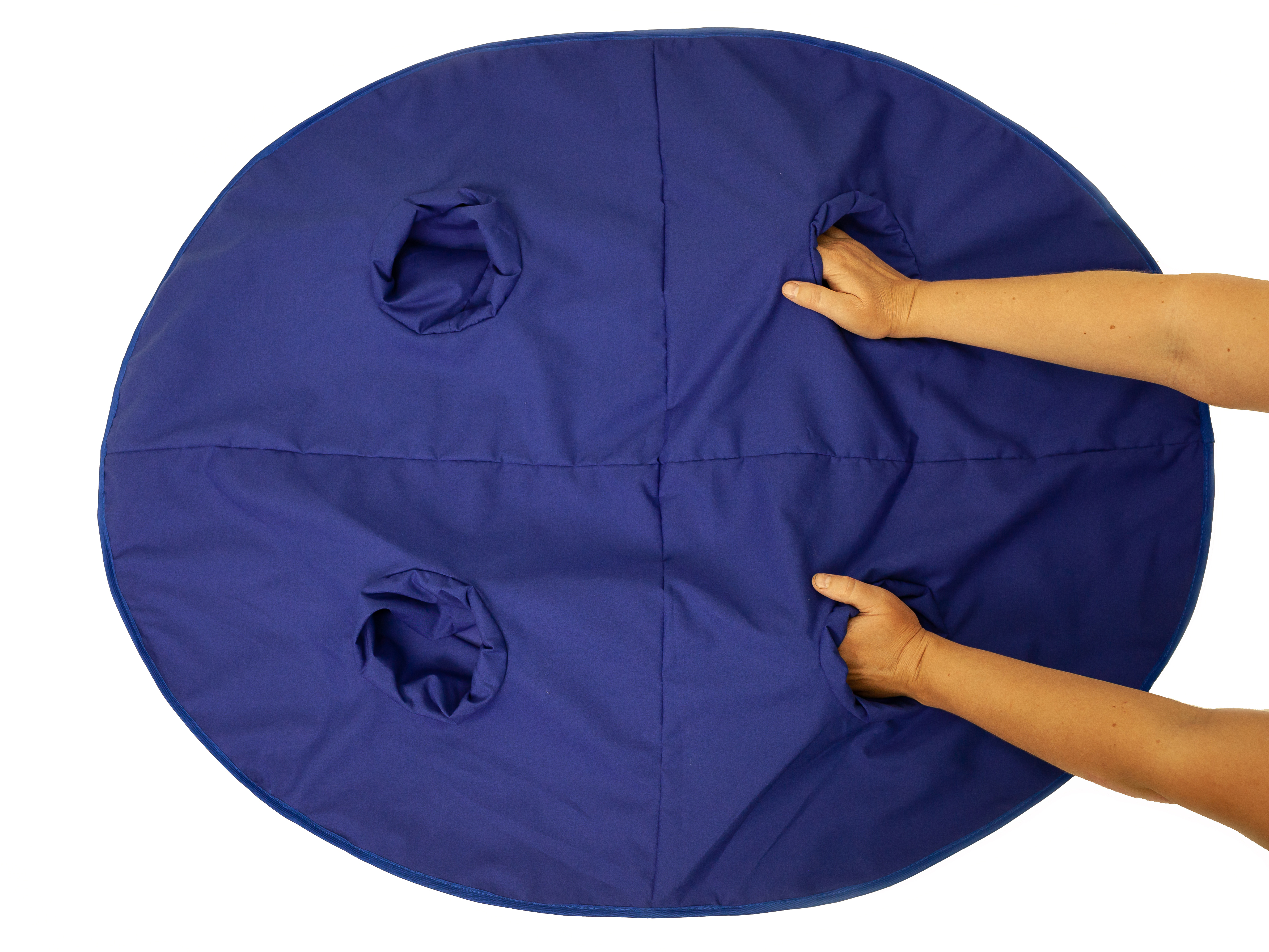 Пруд с рыбками