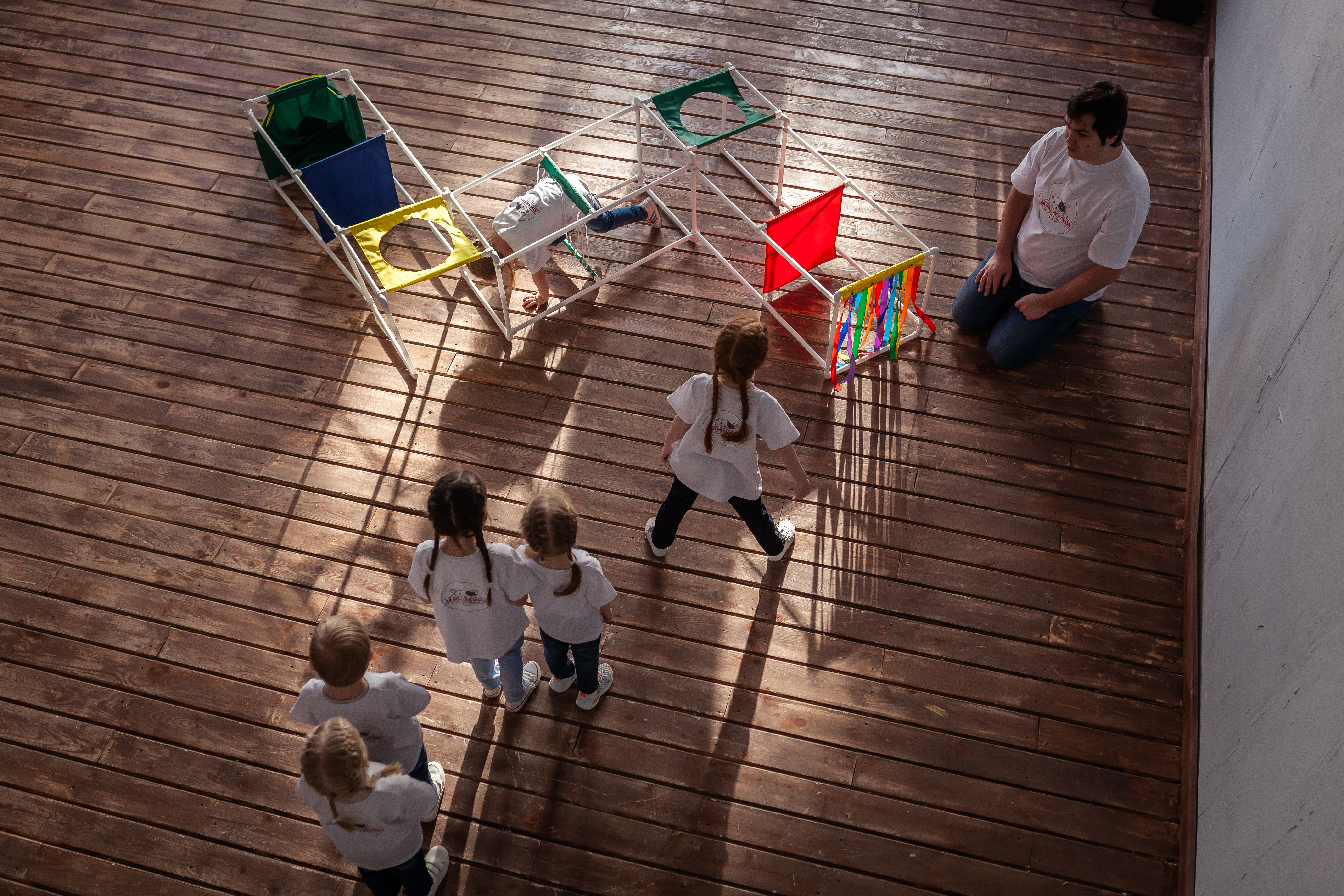 Лабиринт.Трансформируемый напольный комплекс для подлезания, перелезания, перешагивания