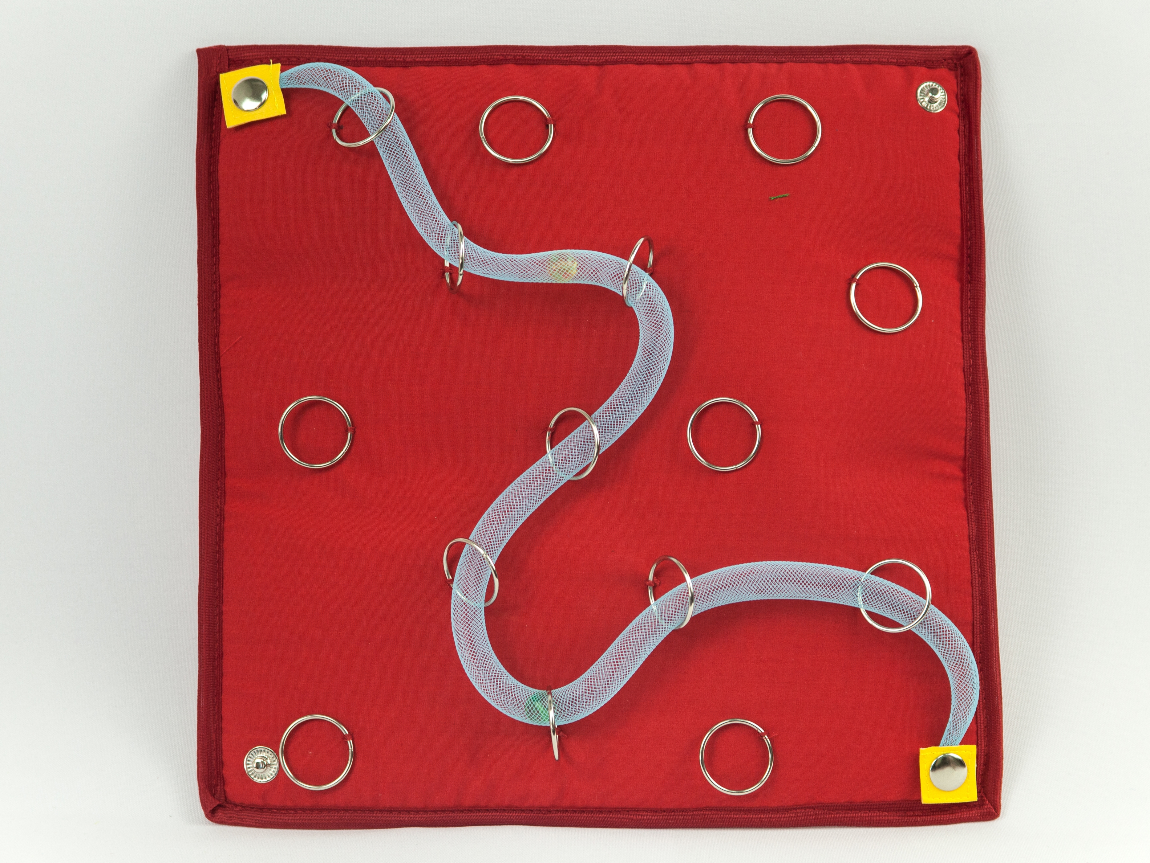 Красный квадрат Лабиринт